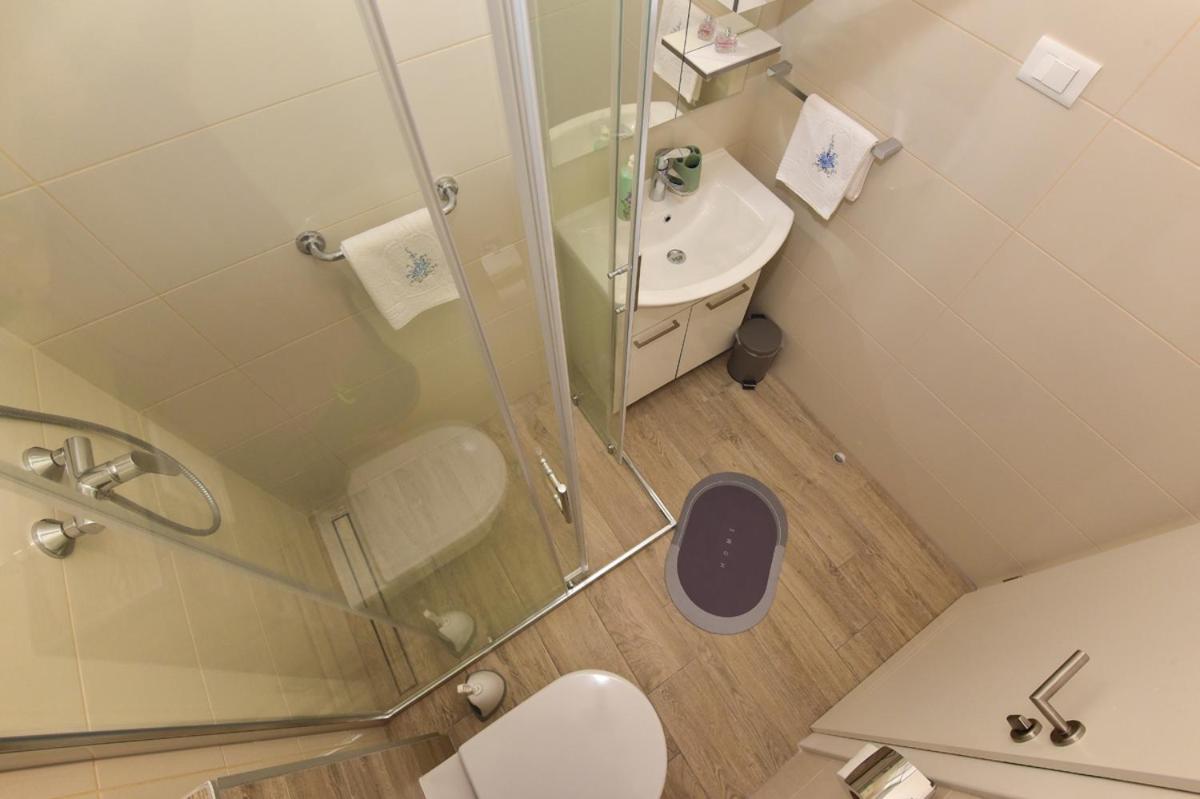 Anka Apartment *